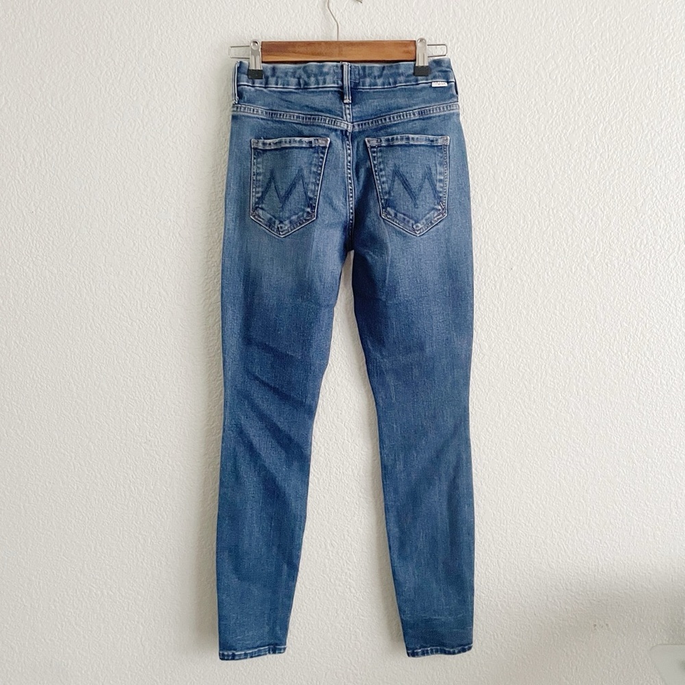 MOTHER Jeans 26 || High Waisted Looker Until Next Time Medium Wash